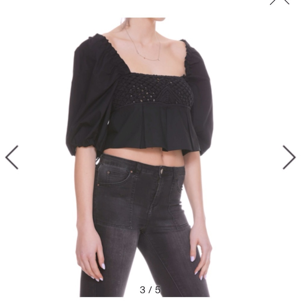 Pinko | Black Crochet Front Puffed Sleeve Croped Blouse in Black Size 2
